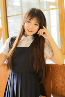 女朋友胸口不舒服